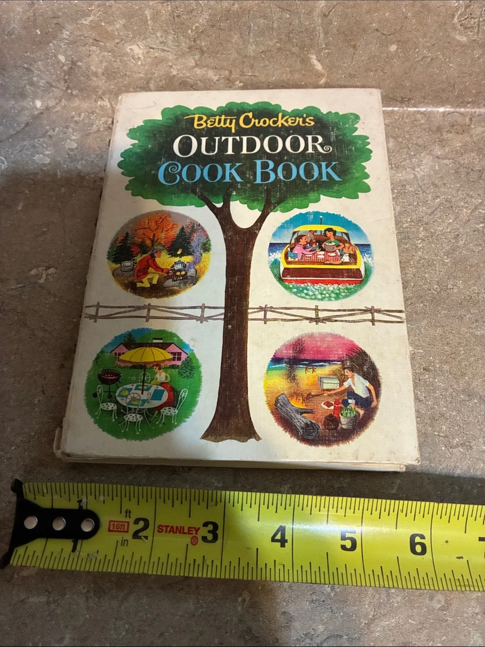 Betty Crocker Outdoor Cook Book - Green, White, Blue & Brown Cover Vintage